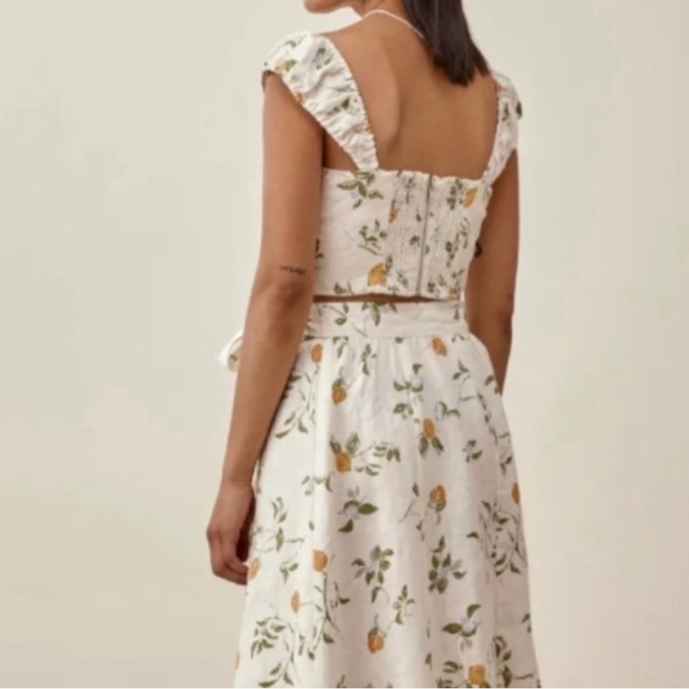 Reformation Clyde Linen Two Piece Skirt Set in Citron size - Picture 4 of 4